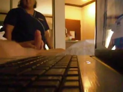 Fucking busty MILF વધુ સારી રીતે શરૂ કરવા માટે કેટલાક cunnilingus સાથે