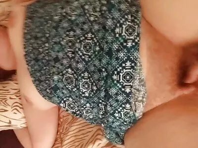 શ્યામા બેબ સાથે મોટા स्तन જેસિકા Rayne fucks નહીં
